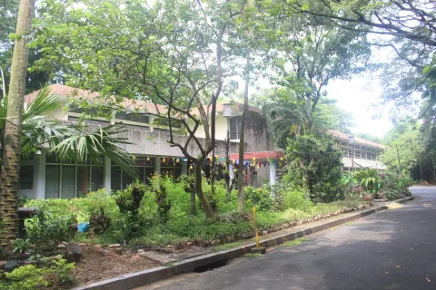 Entrance and Lobby — Sanggumay Residence Hall